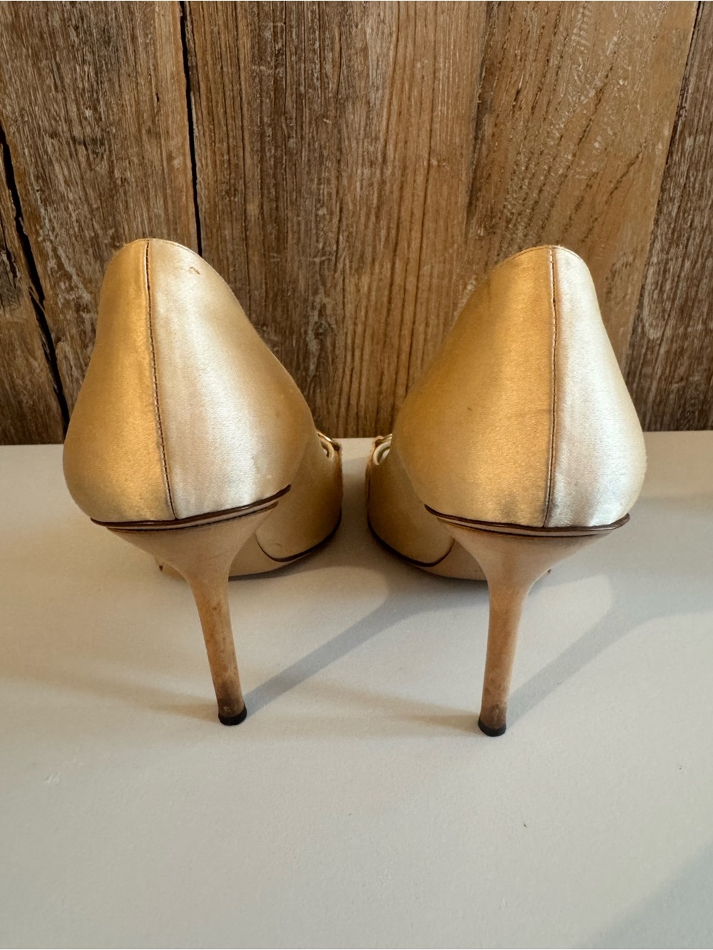 Gucci Cream Satin Peep-Toe Pumps with Crystal Horsebit Detail - Picture 5 of 5